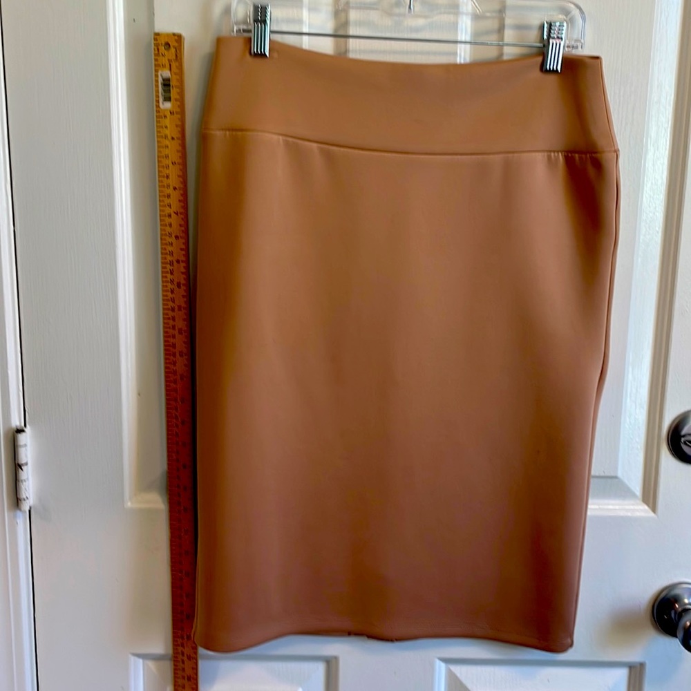 Pencil skirt